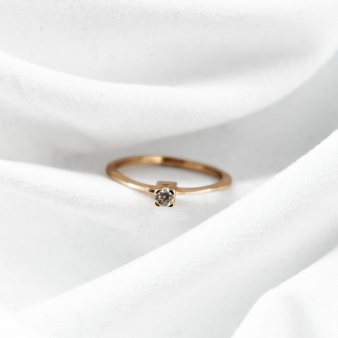 ANILLO CUADRADO MINI CIRCONIA